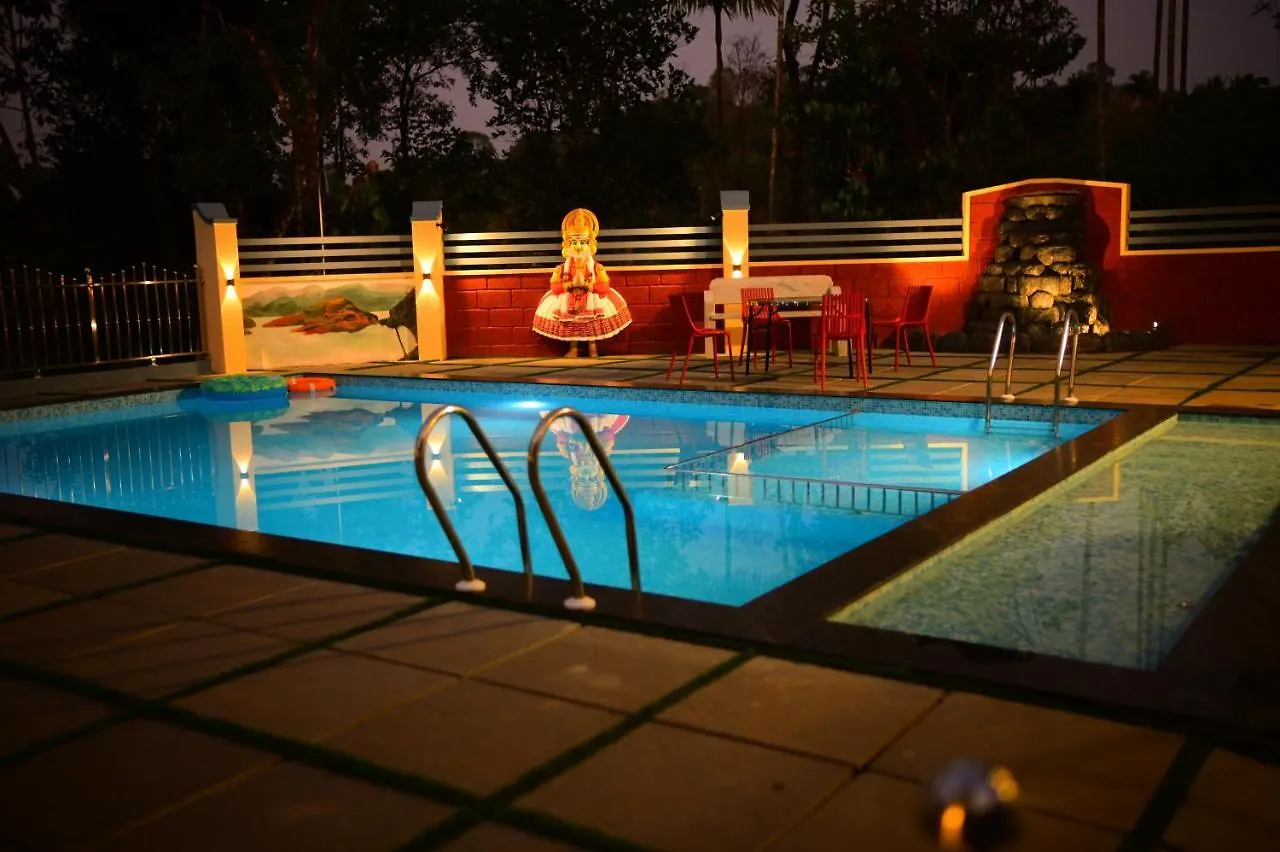 Silvery Moon Grand Villa Tariyod