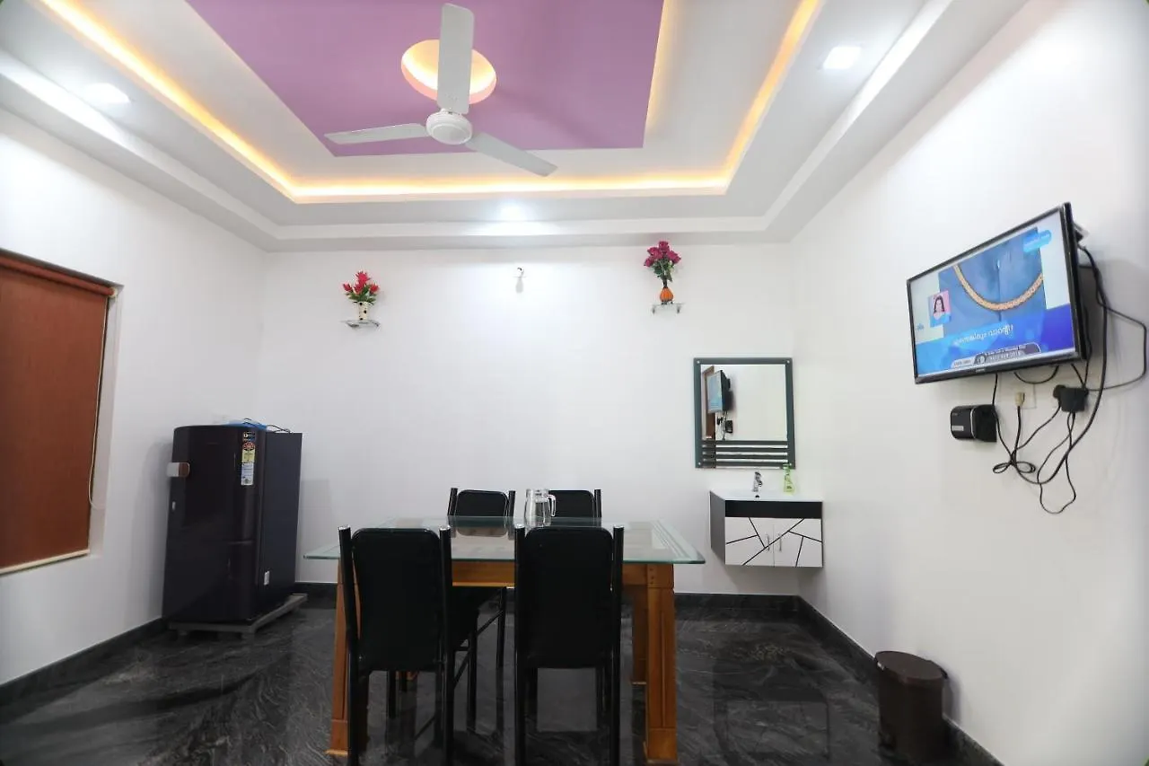Silvery Moon Grand Villa Tariyod